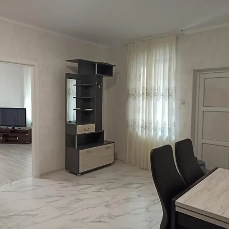Apartamento Domovik кирила і мефодія 11 1 *